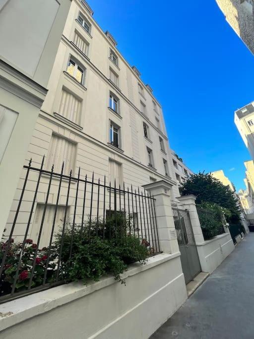 Appartement Beautiful & Central Near Champs-elysees Paris